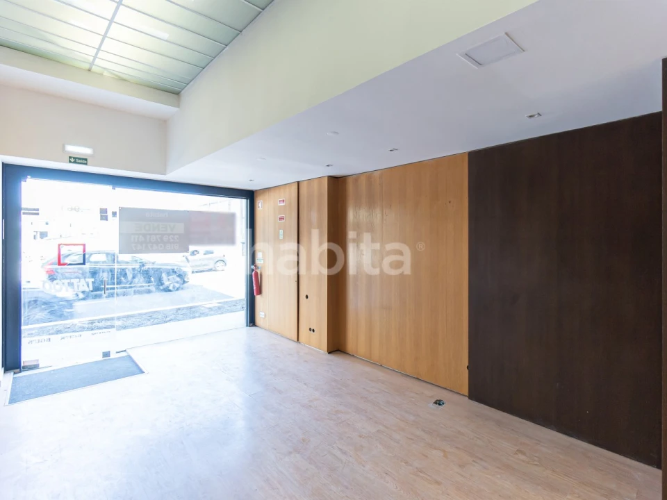 Loja para Venda em Lordelo do Ouro e Massarelos Foto 3