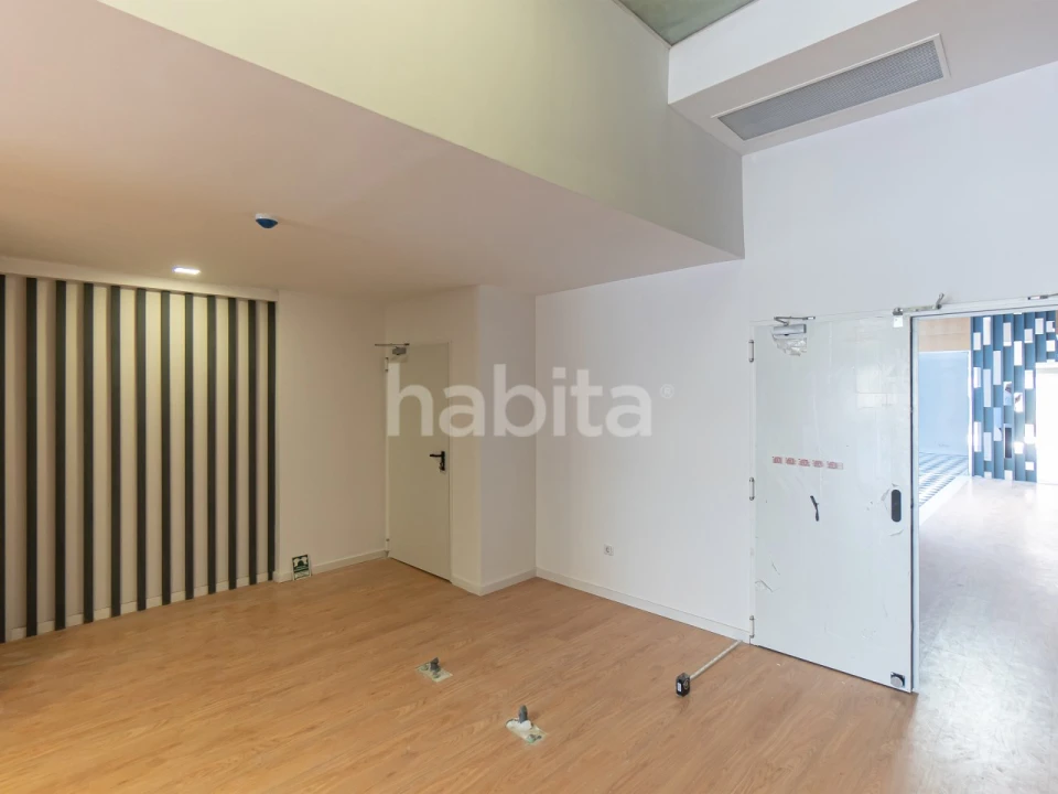 Loja para Venda em Lordelo do Ouro e Massarelos Foto 10