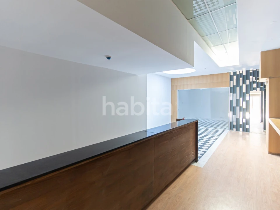 Loja para Venda em Lordelo do Ouro e Massarelos Foto 11