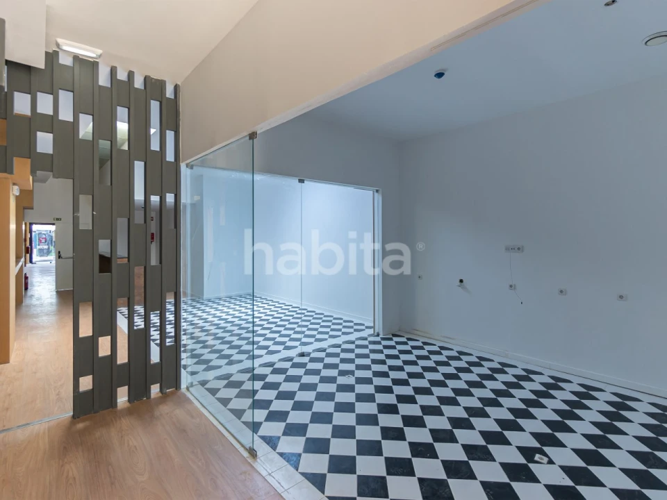 Loja para Venda em Lordelo do Ouro e Massarelos Foto 15