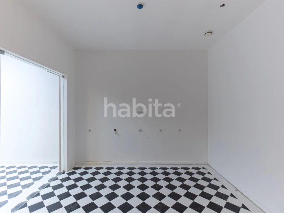 Loja para Venda em Lordelo do Ouro e Massarelos Foto 18