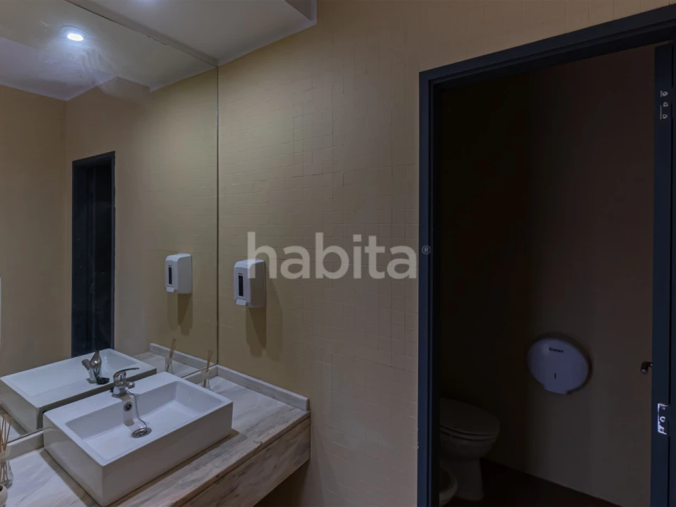 Loja para Venda em Lordelo do Ouro e Massarelos Foto 22