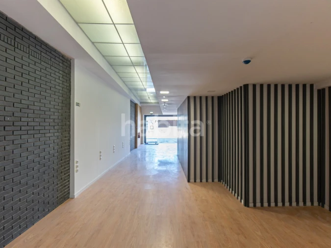 Loja para Venda em Lordelo do Ouro e Massarelos Foto 6