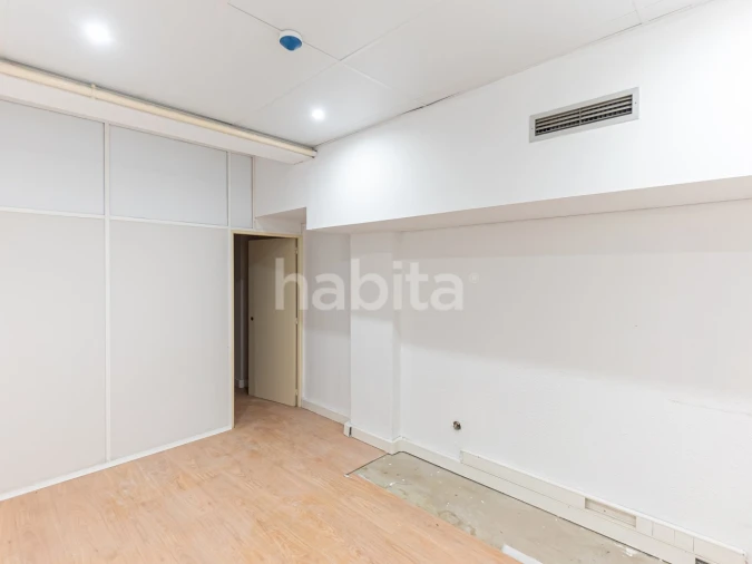 Loja para Venda em Lordelo do Ouro e Massarelos Foto 36