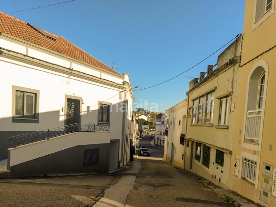 Moradia T4 para Venda em Cercal Foto 25