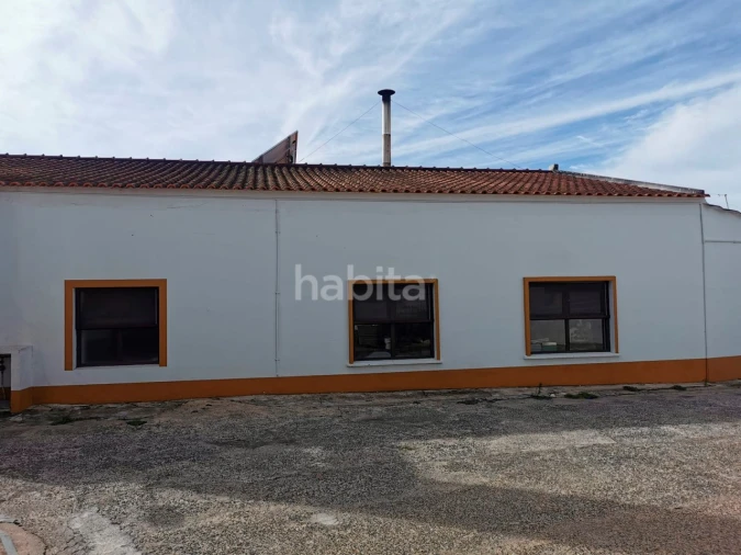 Moradia T4 para Venda em Cercal Foto 9