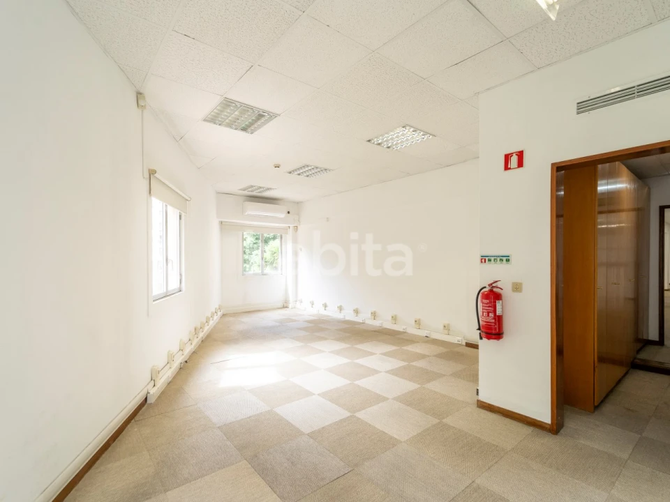 Escritório para Venda em Avenidas Novas Foto 18