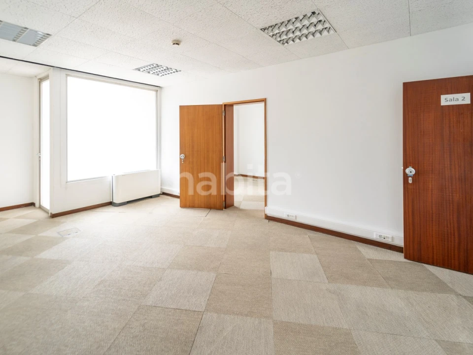 Escritório para Venda em Avenidas Novas Foto 24