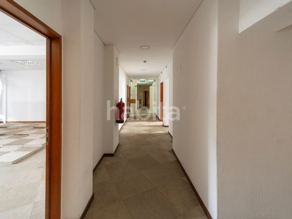 Escritório para Venda em Avenidas Novas Foto 28