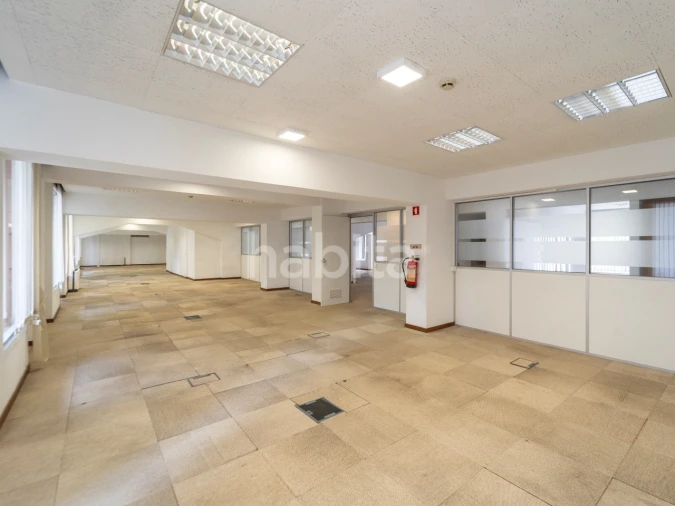 Escritório para Venda em Avenidas Novas Foto 2