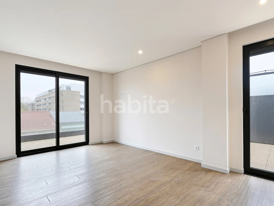 Apartamento T4 para Venda em Cedofeita, Santo Ildefonso, Sé, Miragaia, São Nicolau e Vitória Foto 23
