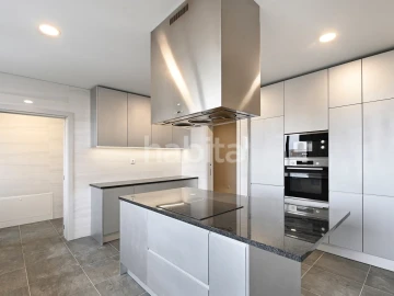 Apartamento T4 para Venda em Cedofeita, Santo Ildefonso, Sé, Miragaia, São Nicolau e Vitória