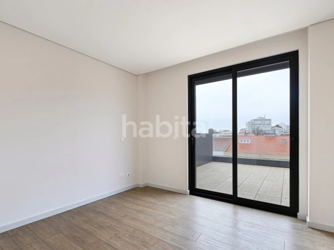 Apartamento T4 para Venda em Cedofeita, Santo Ildefonso, Sé, Miragaia, São Nicolau e Vitória Foto 14