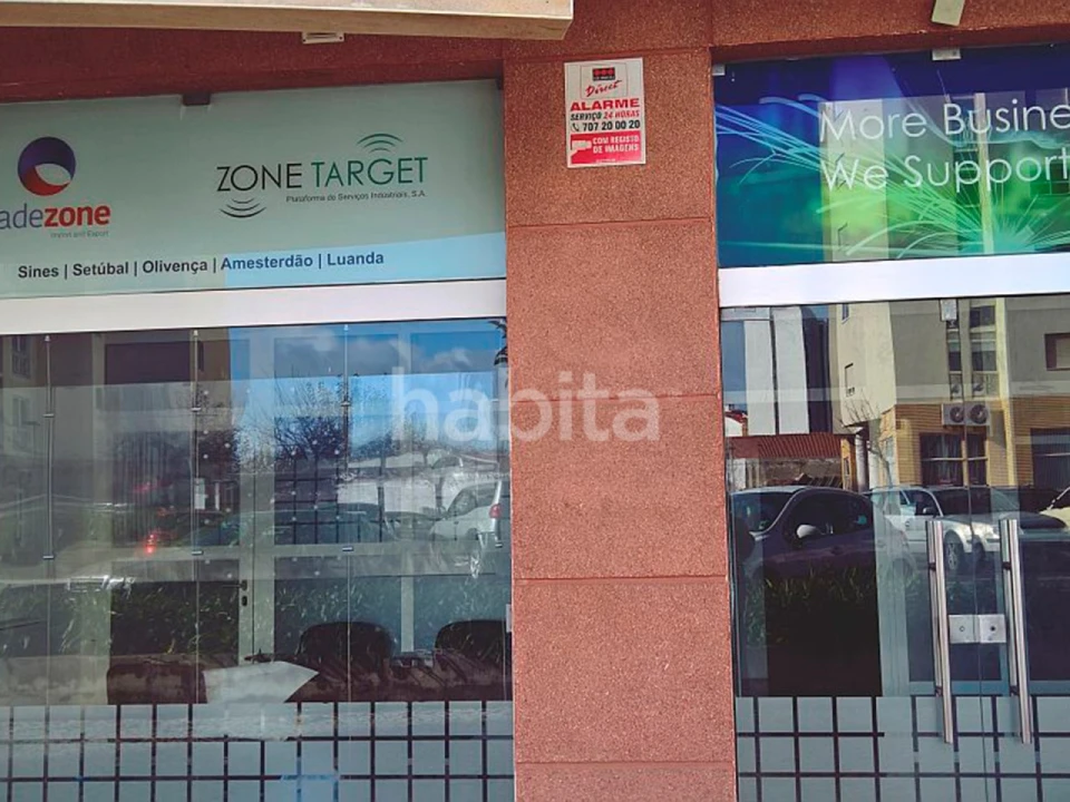 Loja para Venda em Sines Foto 1