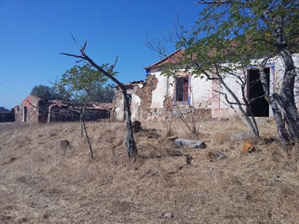 Quinta T2 para Venda em São Francisco da Serra Foto 6