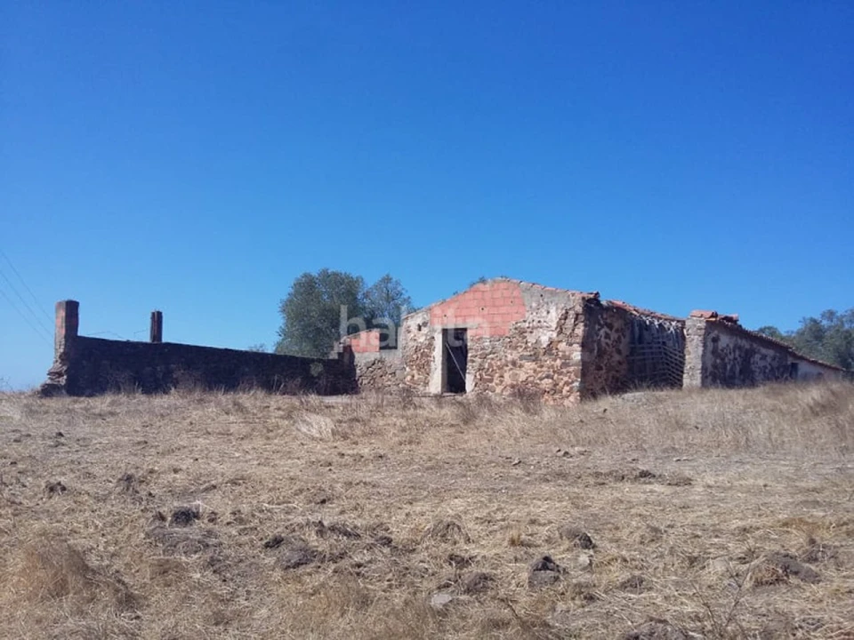 Quinta T2 para Venda em São Francisco da Serra Foto 8
