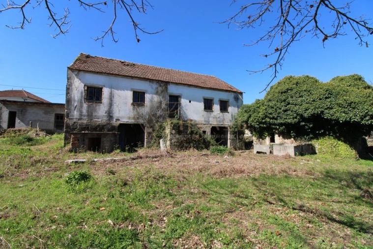 Moradia para Venda em Campos e Vila Meã Foto 1