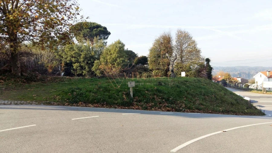 Terreno para Venda em Gondarem