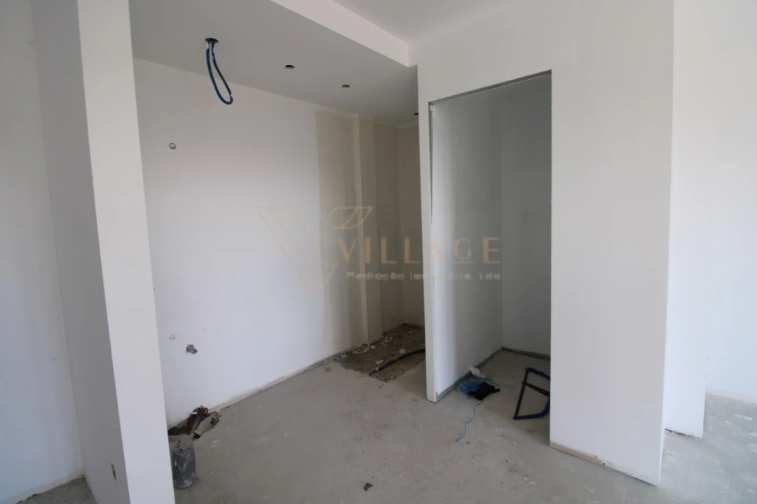 Moradia T4 para Venda em Loivo Foto 24