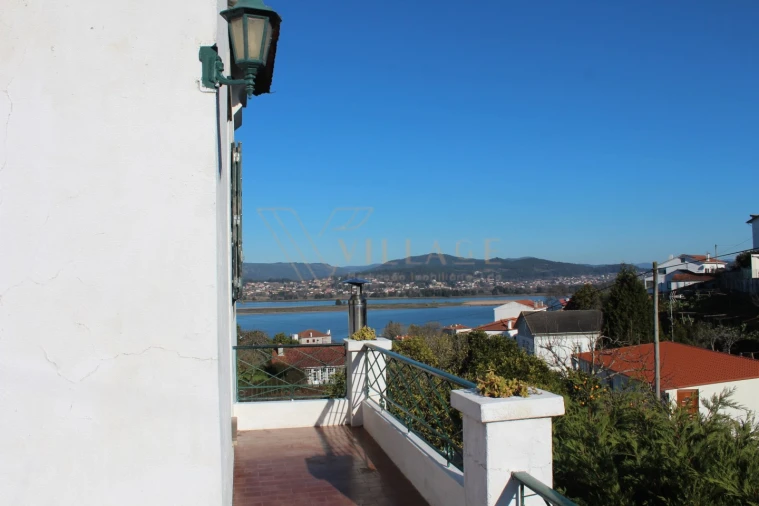 Moradia T4 para Venda em Seixas Foto 10