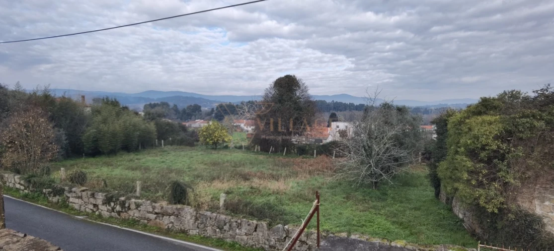 Moradia T2 para Venda em Gondarem Foto 5