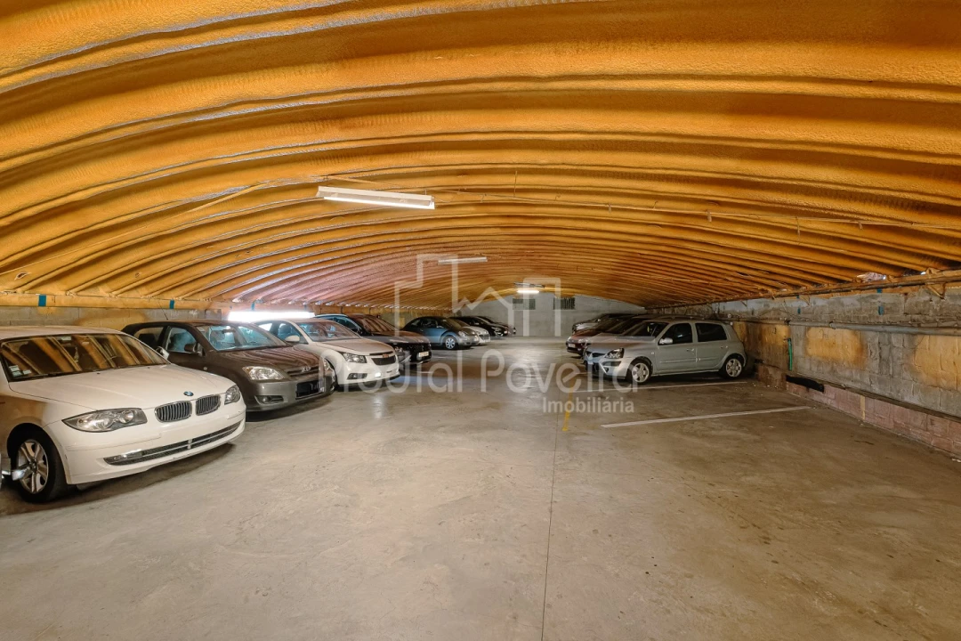 Negócio para Venda em Póvoa de Varzim, Beiriz e Argivai Foto 2