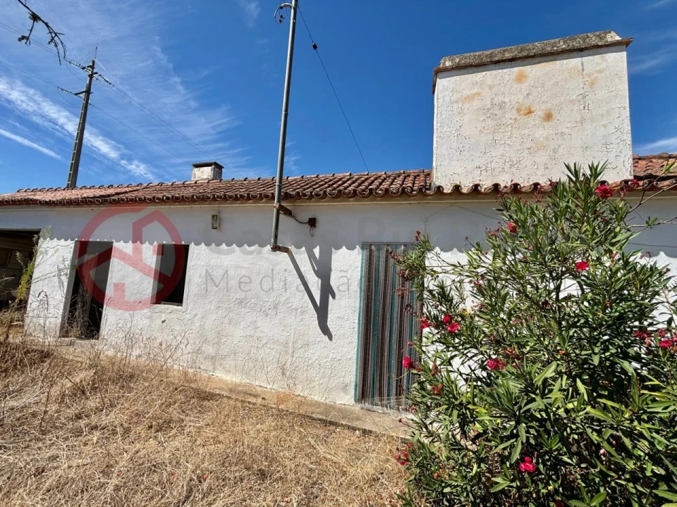 Quinta T2 para Venda em Couço Foto 1