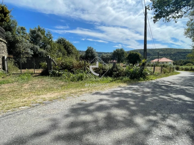 Terreno para Venda em Romarigães Foto 7