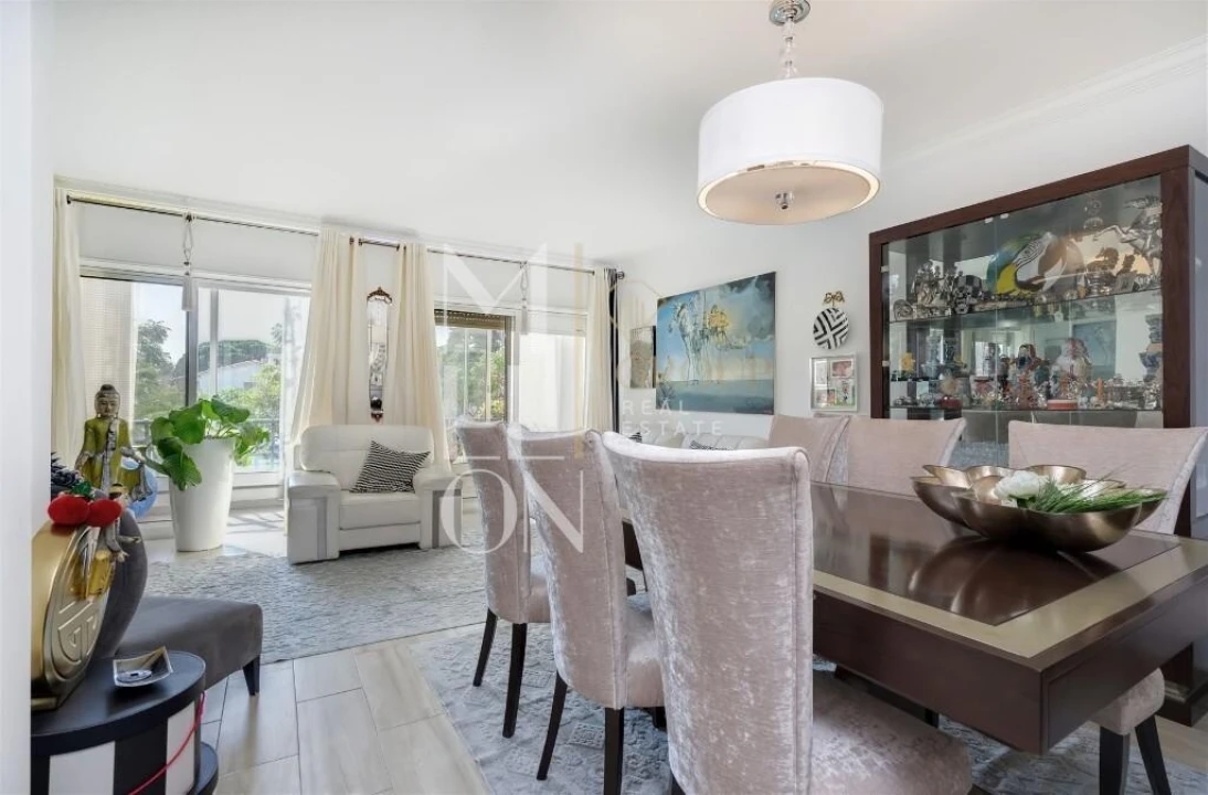 Apartamento T4 para Venda em Carcavelos e Parede Foto 18