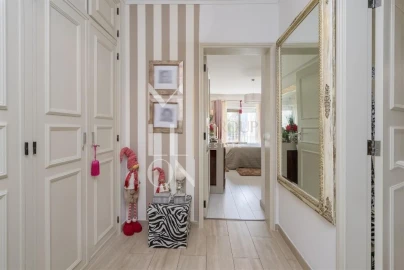 Apartamento T4 para Venda em Carcavelos e Parede