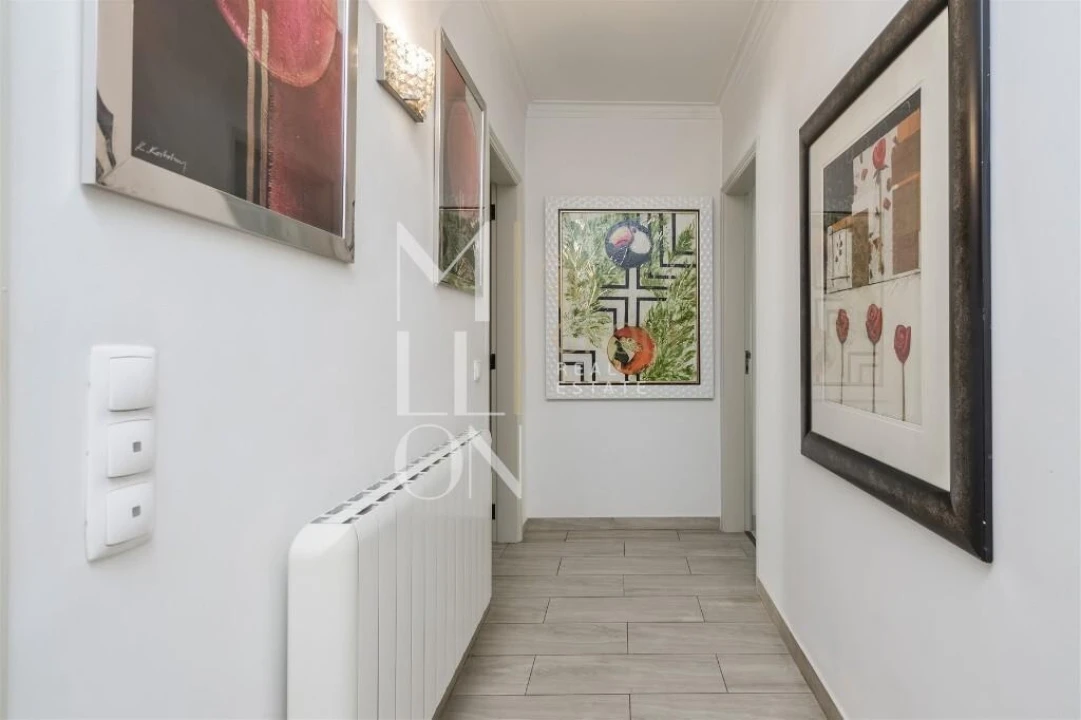 Apartamento T4 para Venda em Carcavelos e Parede Foto 25