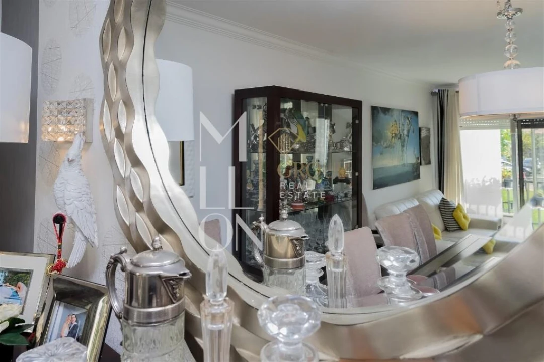 Apartamento T4 para Venda em Carcavelos e Parede Foto 13