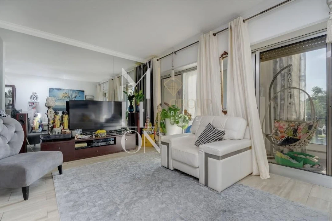 Apartamento T4 para Venda em Carcavelos e Parede Foto 12