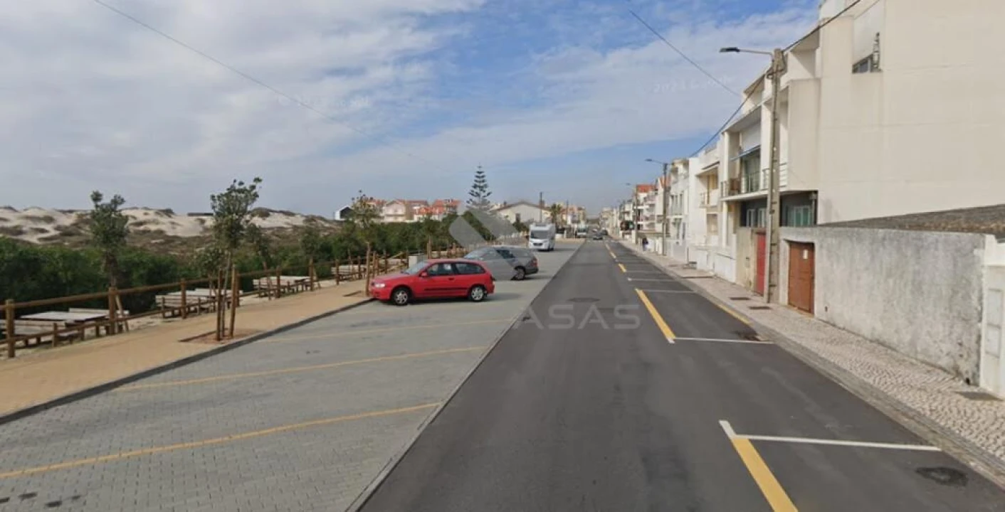 Moradia T5 para Venda em Gafanha da Encarnação Foto 3