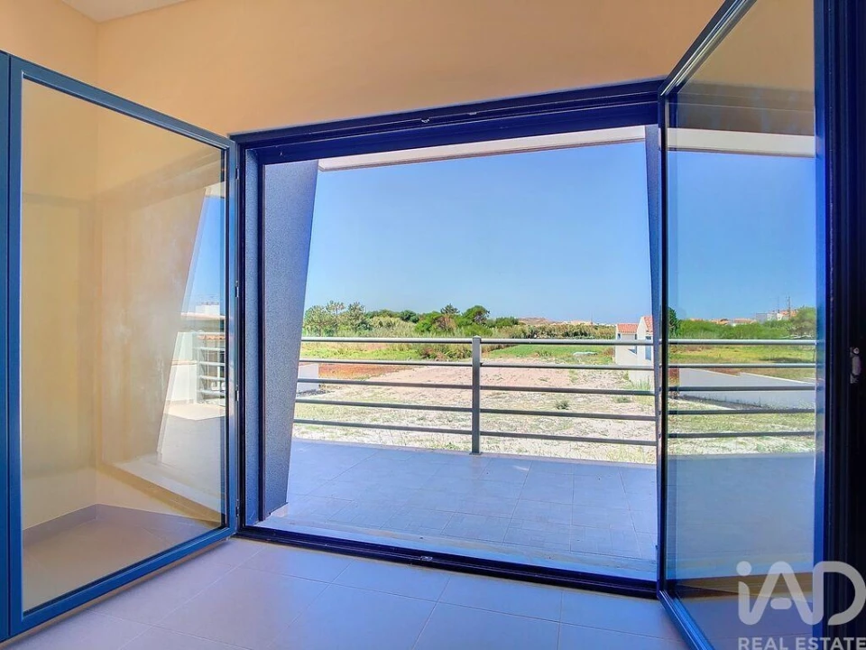 Moradia T4 para Venda em Silveira Foto 12