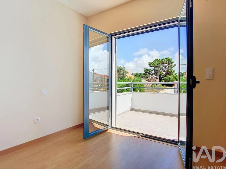 Moradia T4 para Venda em Silveira Foto 26