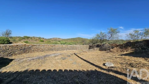 Terreno para Venda em Alcoutim e Pereiro