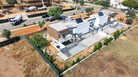 Moradia T3 para Venda em Quarteira