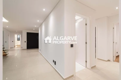 Moradia T4 para Venda em Boliqueime