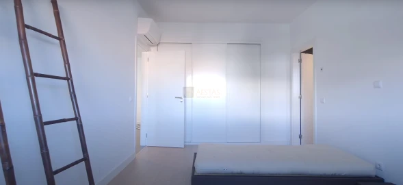 Apartamento T2 para Venda em Lagos (São Sebastião e Santa Maria)