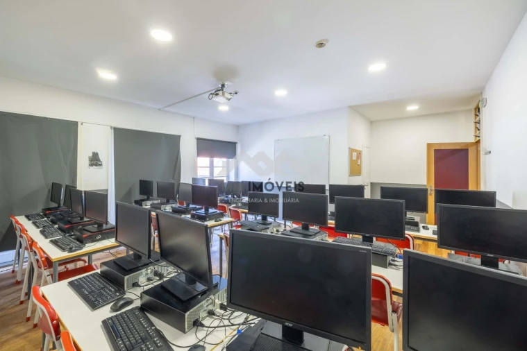 Escritório para Arrendamento em Matosinhos e Leça da Palmeira Foto 33