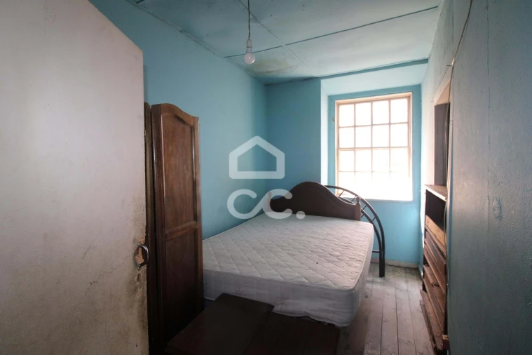 Prédio para Venda em Santa Maria Maior Foto 9