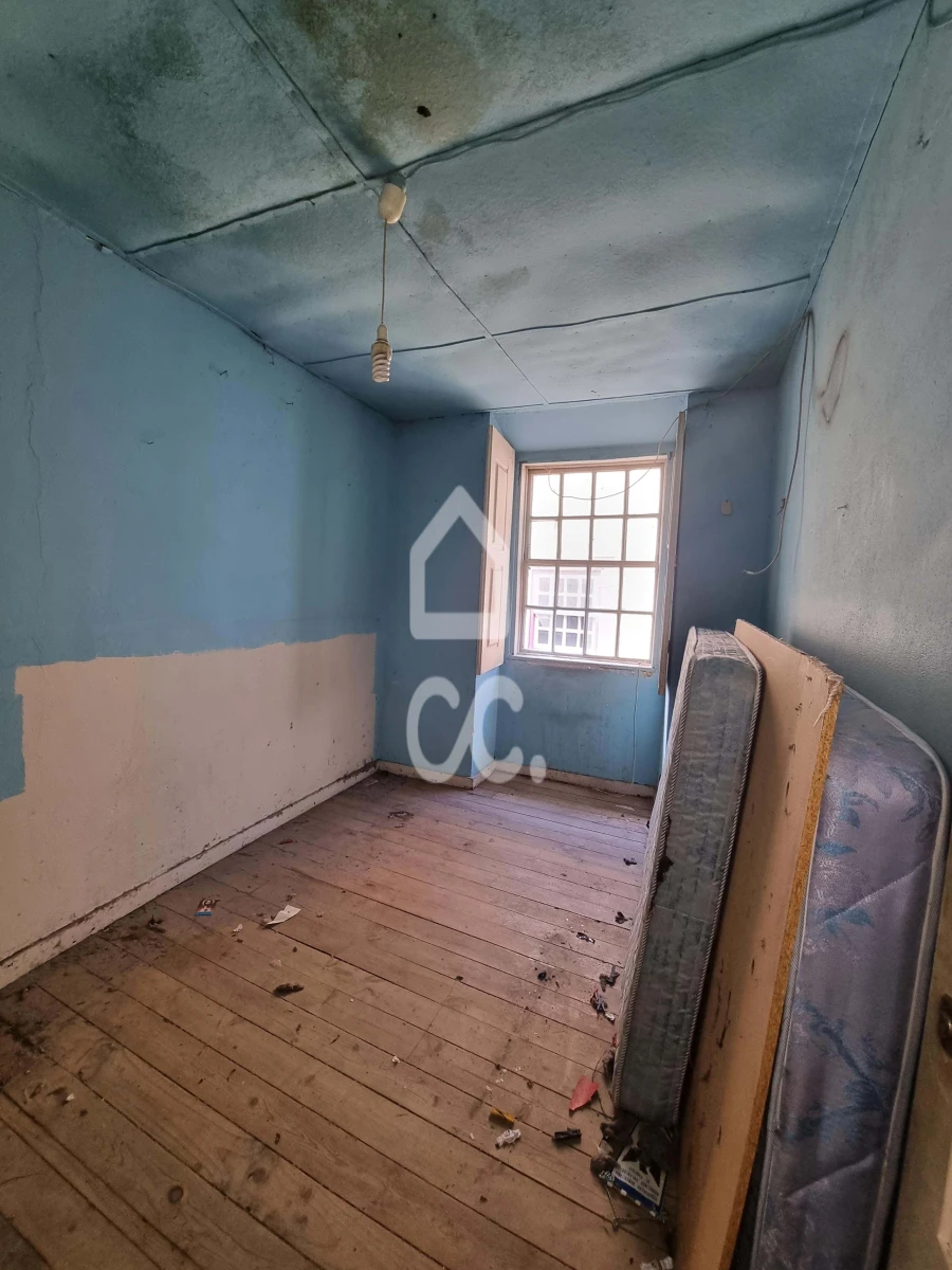 Prédio para Venda em Santa Maria Maior Foto 13