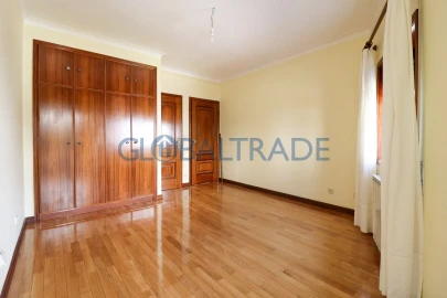 Moradia T3 para Venda em Campanhã