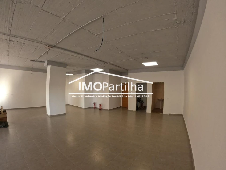 Escritório para Venda em Rio de Mouro Foto 3