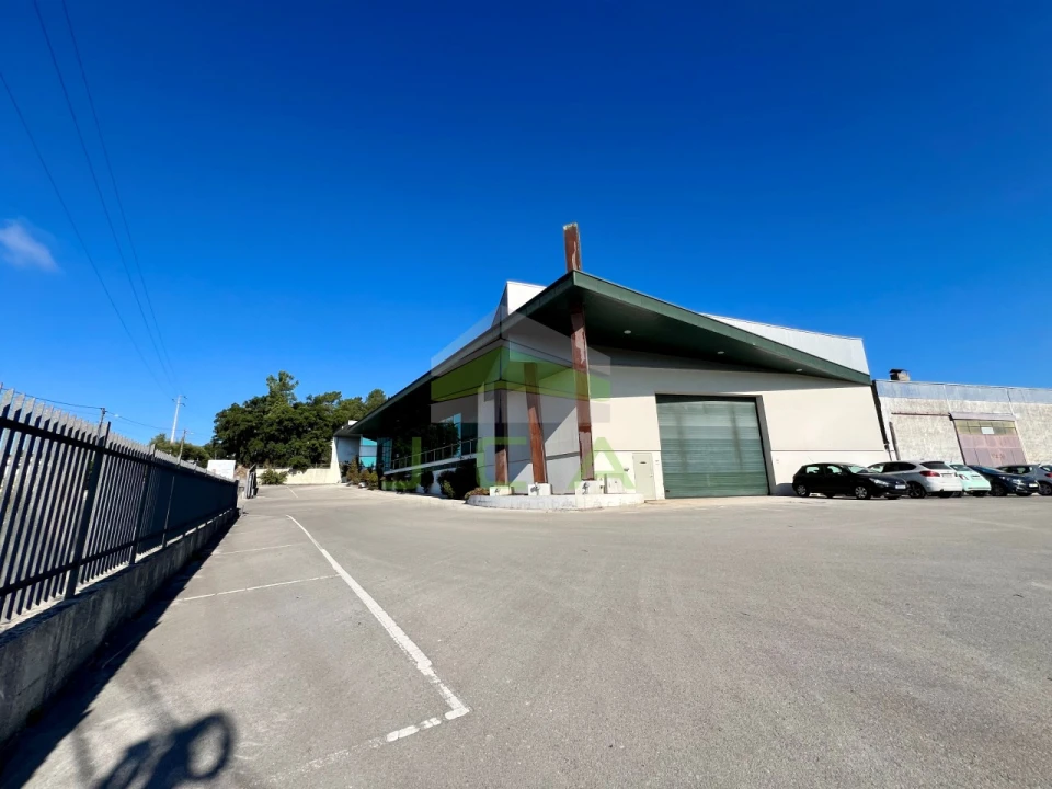 Armazém para Arrendamento em Atouguia Foto 7