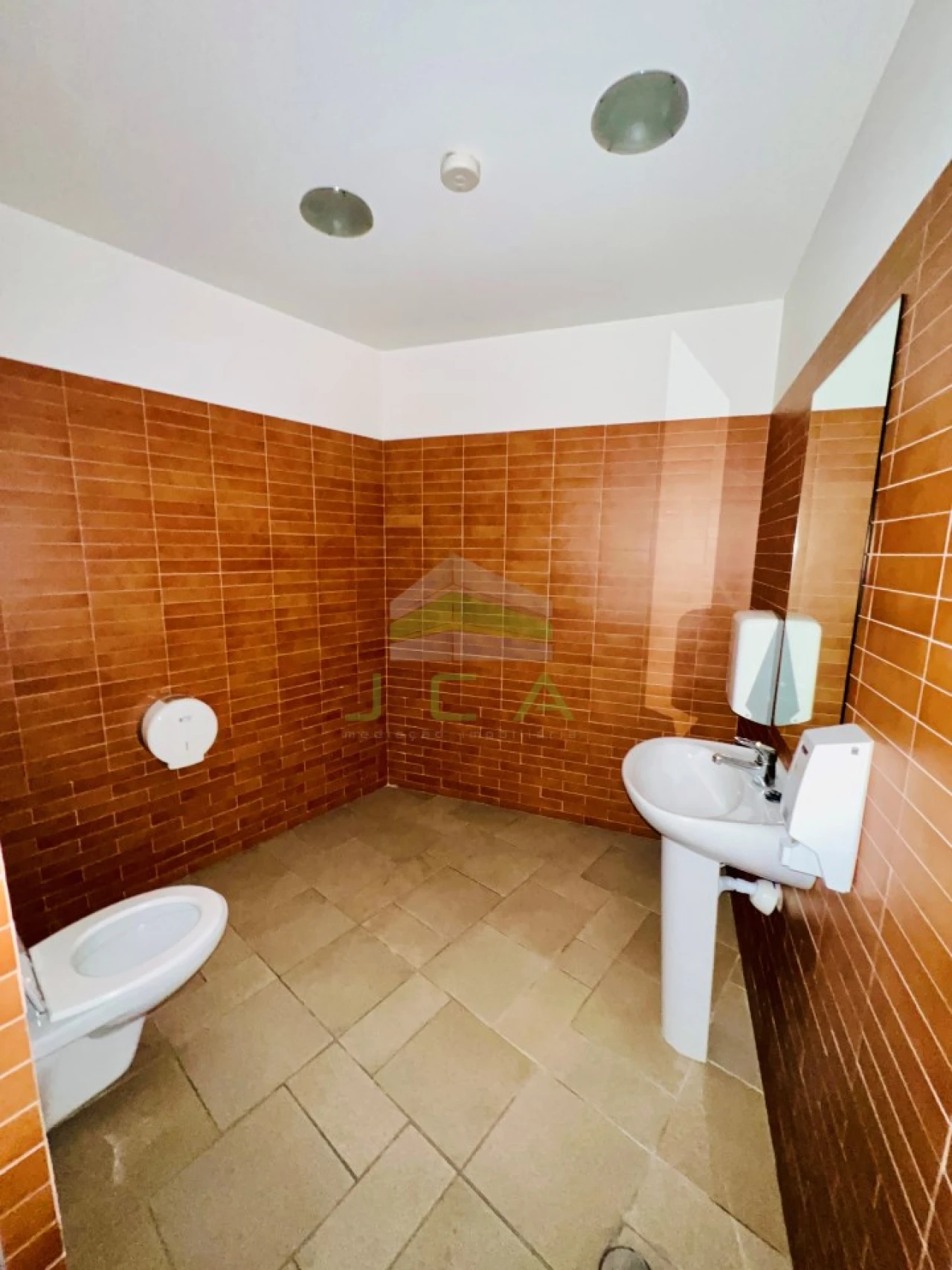 Armazém para Arrendamento em Atouguia Foto 13