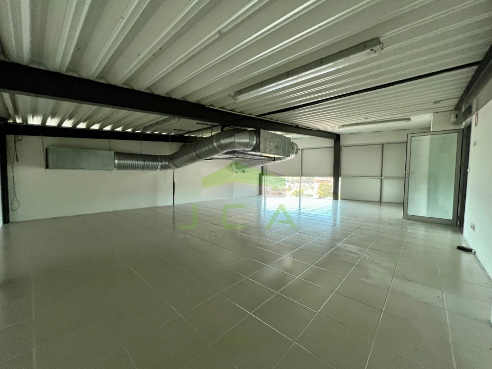 Armazém para Arrendamento em Atouguia Foto 15