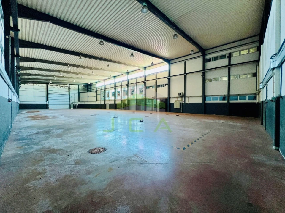 Armazém para Arrendamento em Atouguia Foto 24