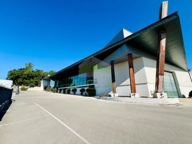 Armazém para Arrendamento em Atouguia Foto 6